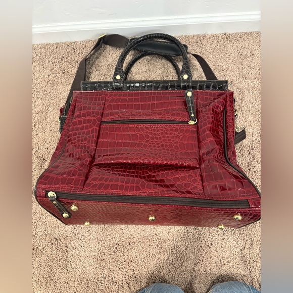 Samantha Brown Croco-Embossed Dowel Travel Bag Tote Work Weekender Red Brown - Picture 2 of 11